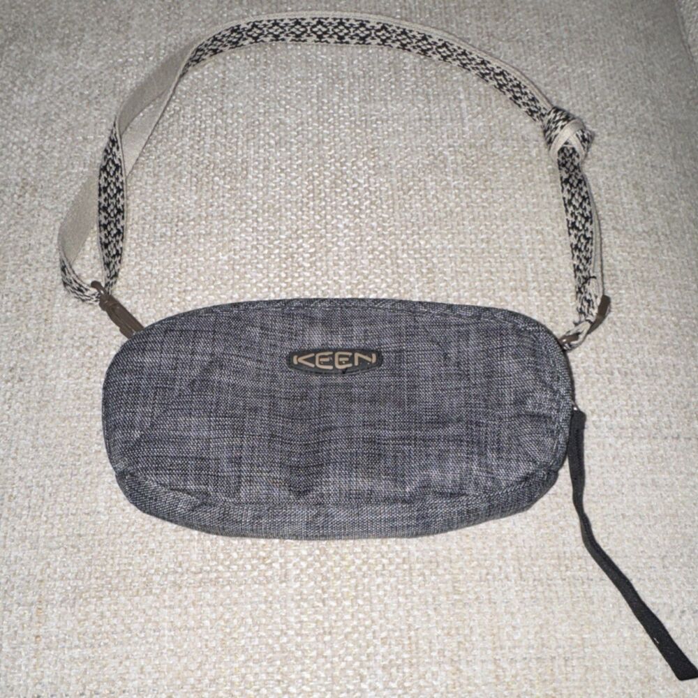 KEEN Gray Crossbody Shoulder Bag Zip Button Closure Adjustable Strap